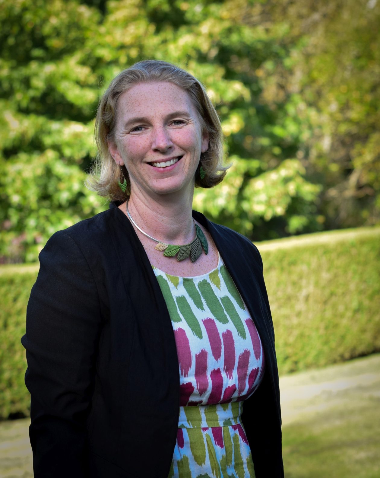 Associate Professor Rosie Gisbon